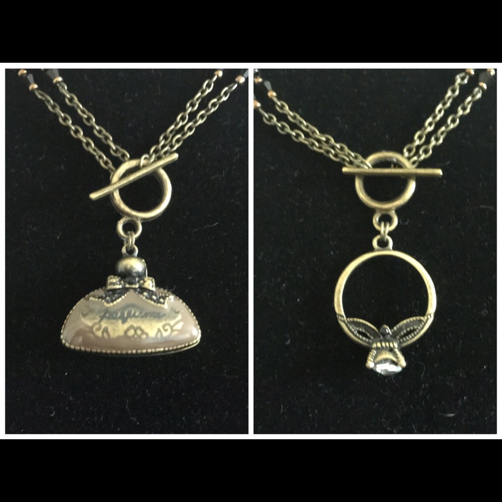 ๐HP๐ 2 Ways to Wear Handmade - Brass/Black Heart - Picture 2 of 8